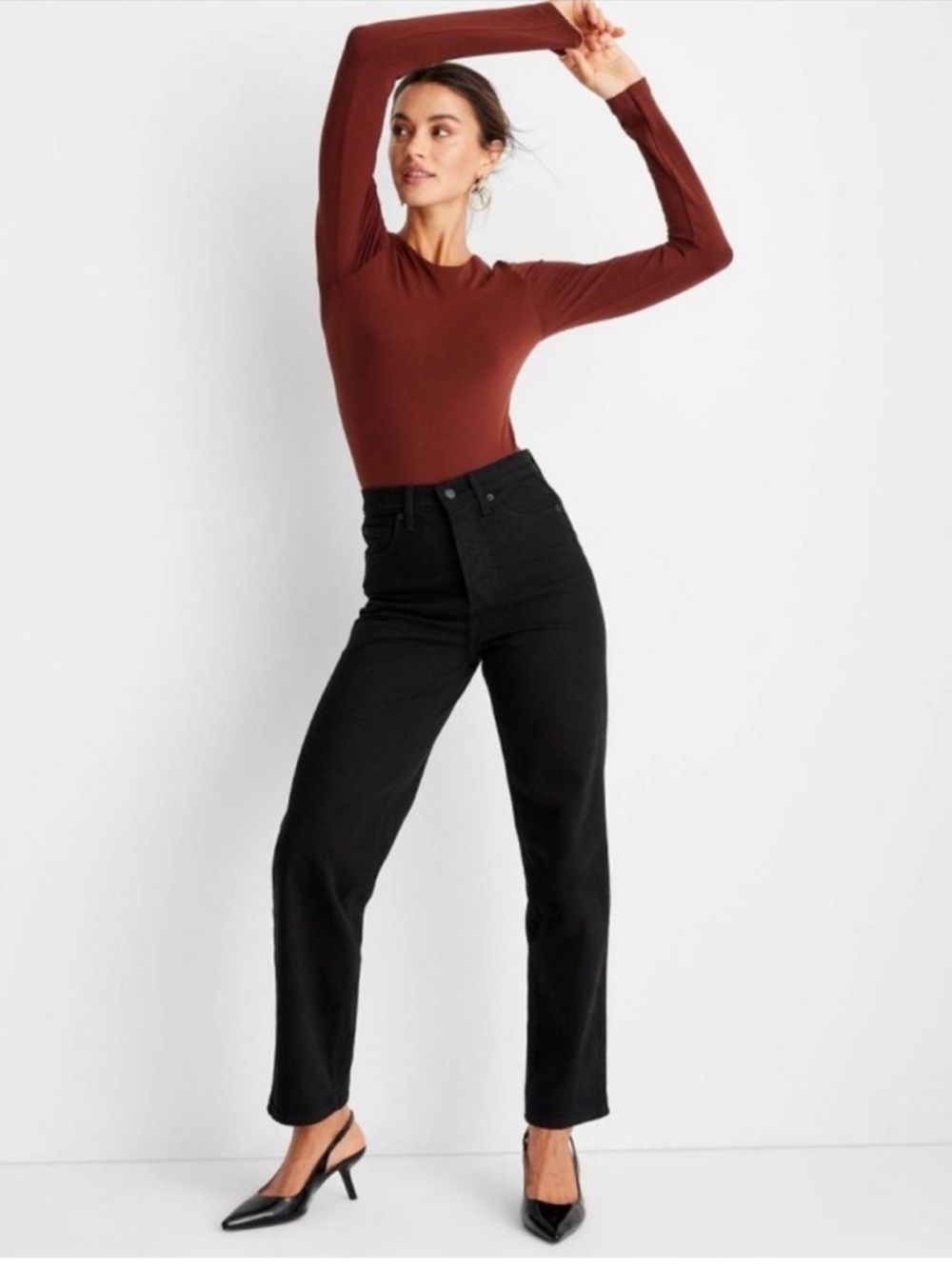 Universal Thread Highest Rise Straight Straight Leg Black Denim Jeans Sz 4 NWT - Picture 2 of 8